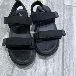 Cat & Jack Black Kids Sandals